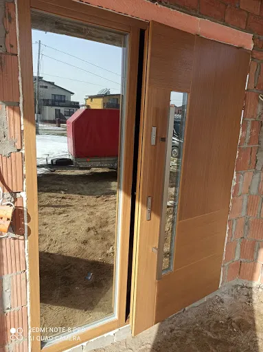 Drzwi Okna Podłogi Panele Parapety Rolety Moskitiery Moskito Mielec